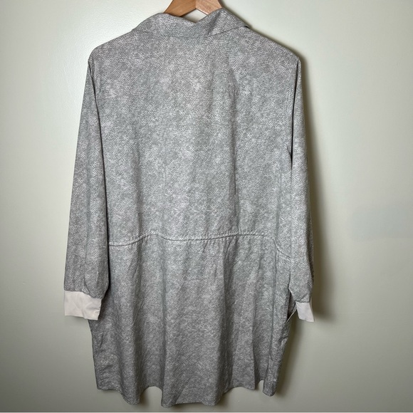 Athleta Womens Zuma Printed Tunic Shirt Dress Grey White Long Sleeve 2X Pockets - Picture 6 of 10